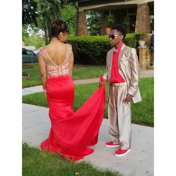 Prom Dress - Picture 3 of 3